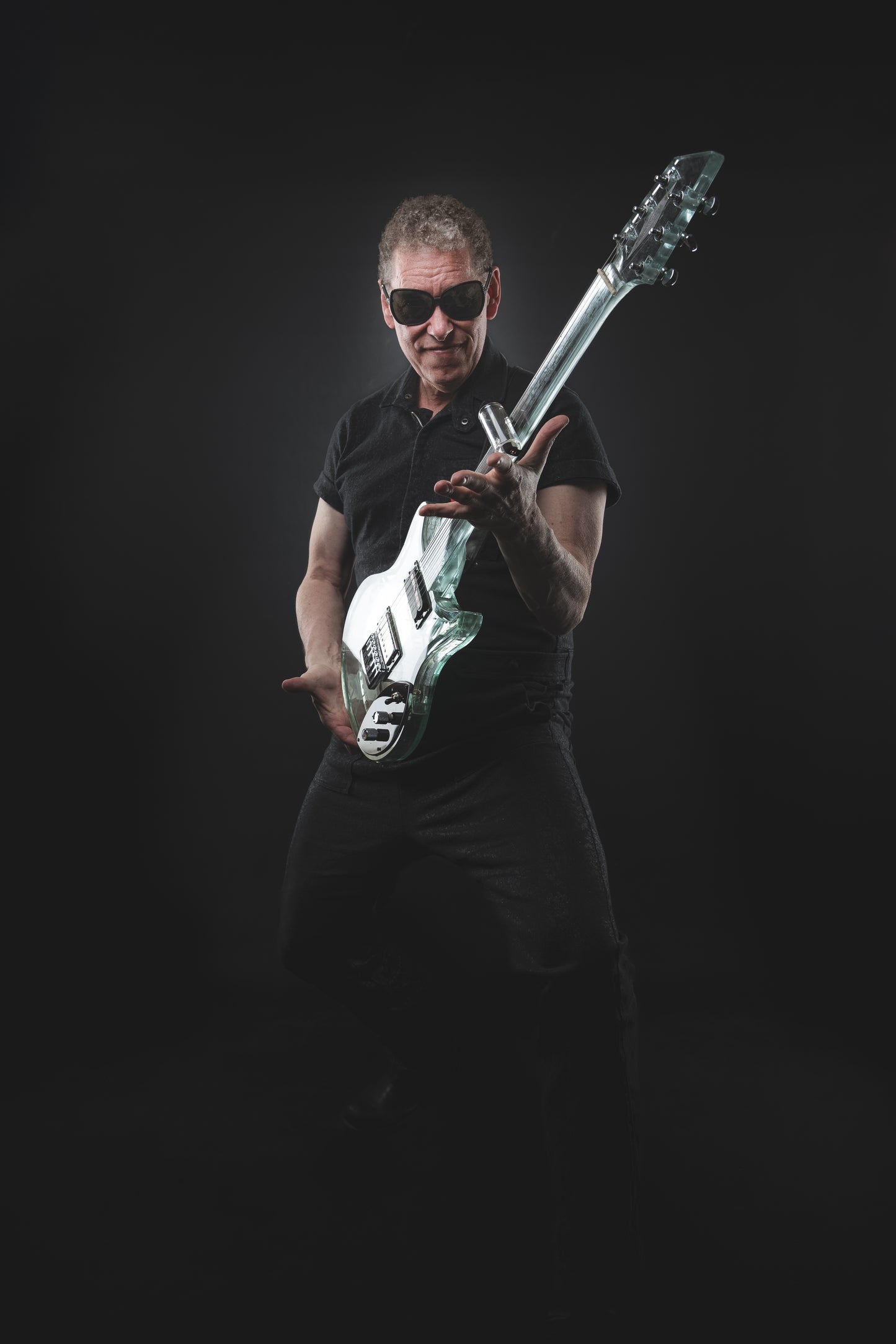 Fretless Guitar Lessons with Ned Evett